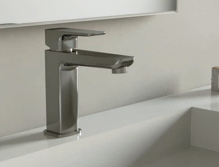 italian-bathroom-faucet