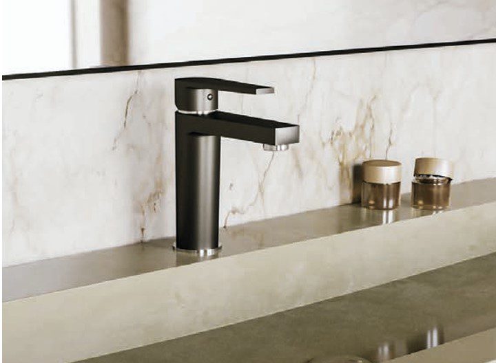 italian-faucets-contract-bathroom