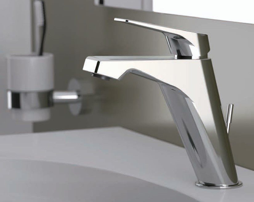 italian-pentagono-faucets-3